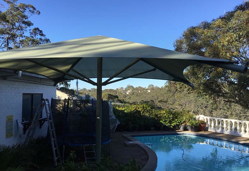 Cantilever umbrella shading outdoor seating