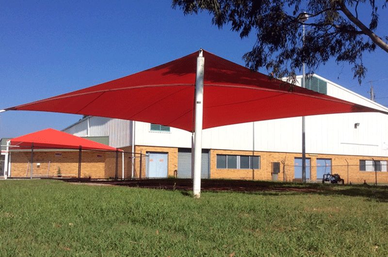Centre-post hip shades, Miller